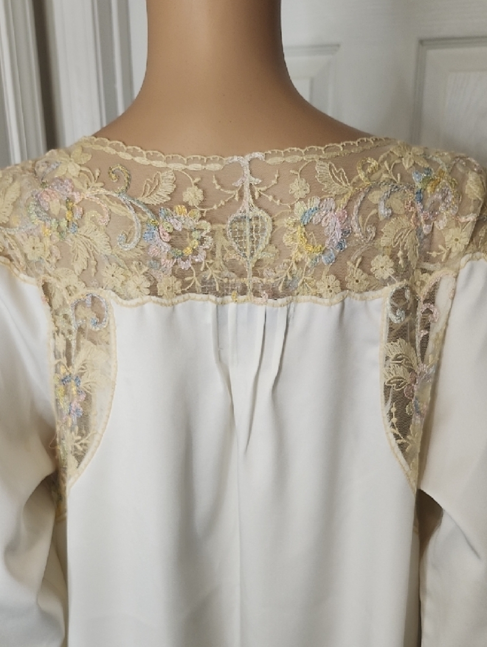 Christian Dior Lenceria Vintage White  Nightgown/Robe Set With Lace - Picture 10 of 16